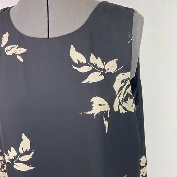 Emma & Michele Black Floral Sleeveless Dress Size PL - Picture 4 of 9